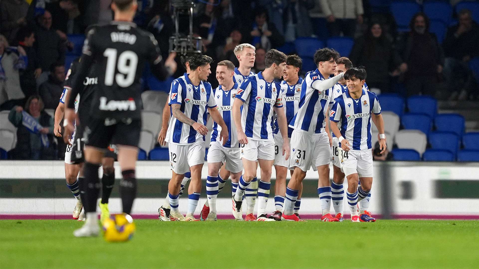 展现了顽强 展现了顽强